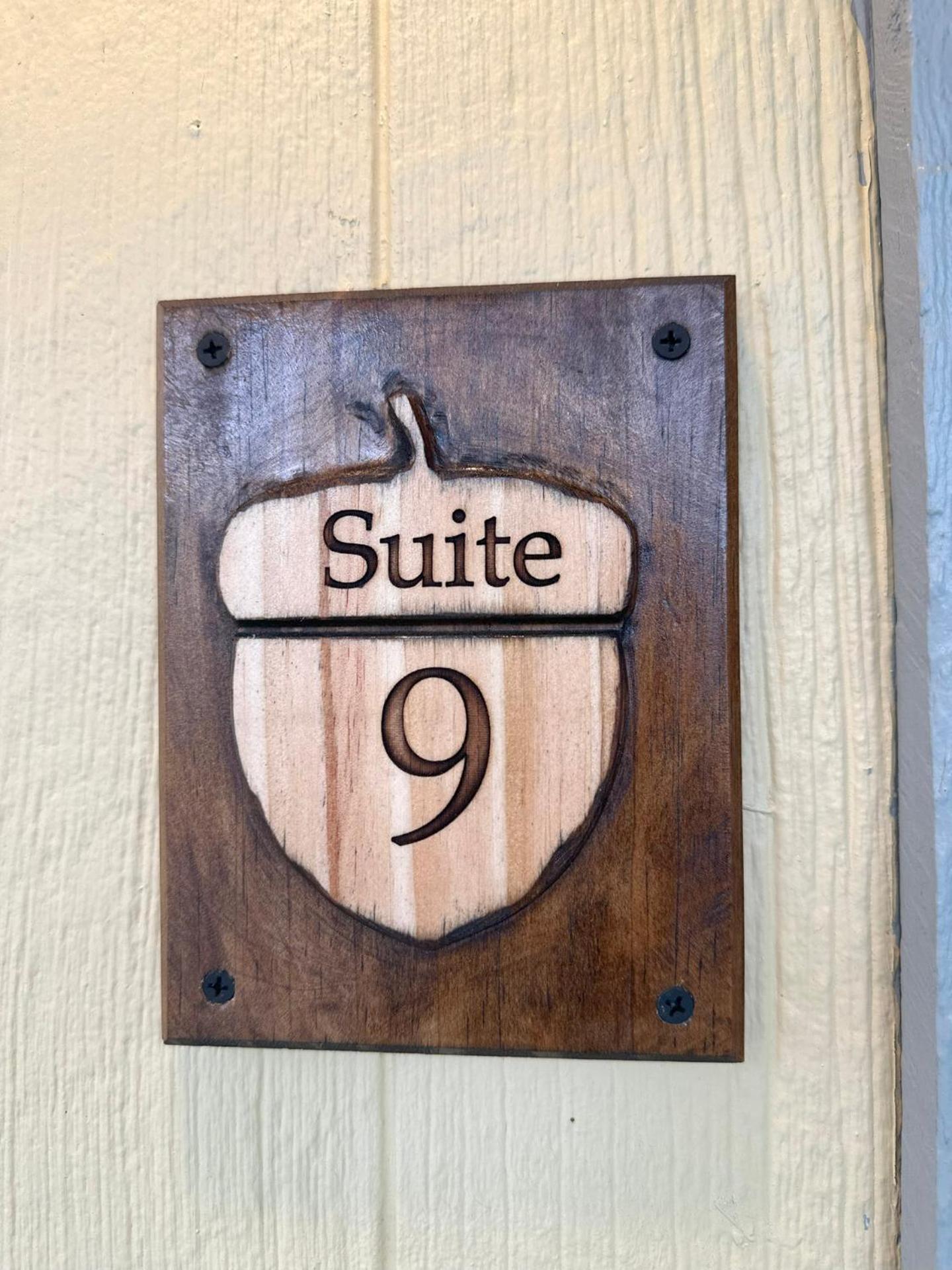 Acorn Hideaways Canton Rustic Old West Frontier Suite Exterior foto