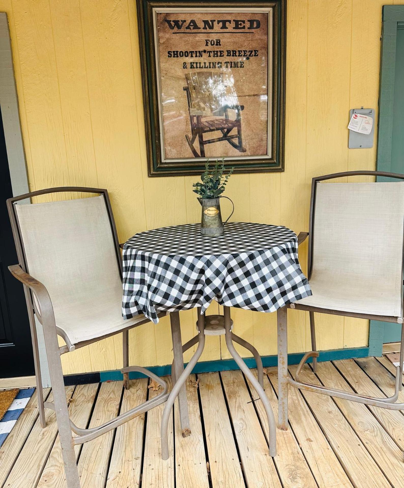 Acorn Hideaways Canton Rustic Old West Frontier Suite Exterior foto